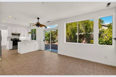19243 Dovewood Ct, Salinas, CA 93908 - Photo 8