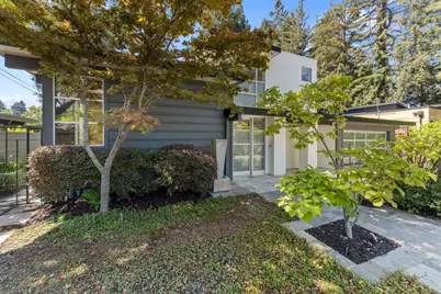 705 Evergreen St, Menlo Park, CA 94025 - Photo 2
