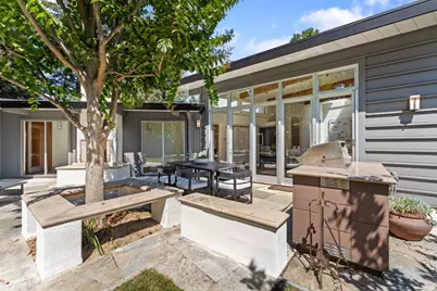705 Evergreen St, Menlo Park, CA 94025 - Photo 38