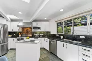 705 Evergreen St, Menlo Park, CA 94025 - Photo 20