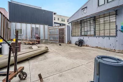 5526 San Pablo Ave, Oakland, CA 94608 - Photo 2