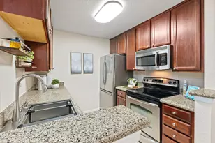 646 Teatree Ct, San Jose, CA 95128 - Photo 18