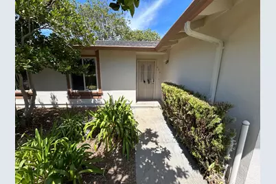 633 Saint George Dr, Salinas, CA 93905 - Photo 2