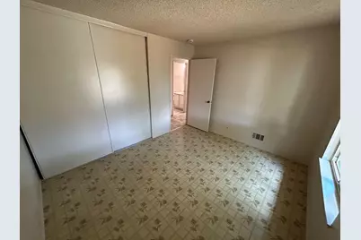 633 Saint George Dr, Salinas, CA 93905 - Photo 16