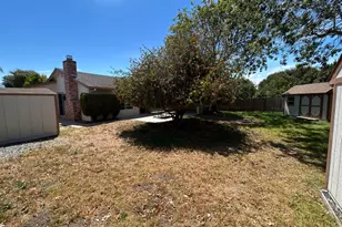 633 St George Dr, Salinas, CA 93905 - Photo 30