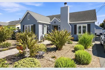 524 California St, Watsonville, CA 95076 - Photo 2