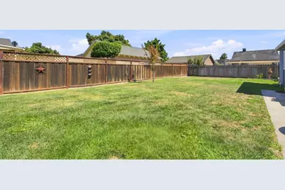 524 California St, Watsonville, CA 95076 - Photo 18