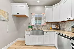 945 Cinnabar St, San Jose, CA 95126 - Photo 12