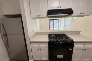 65 Grandview St B, Santa Cruz, CA 95060 - Photo 8
