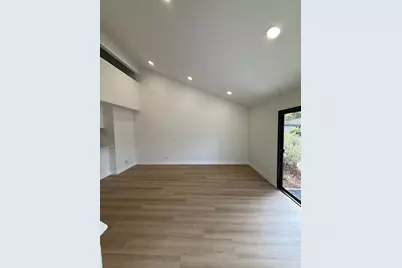 65 Grandview St B, Santa Cruz, CA 95060 - Photo 4