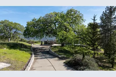34994 Sky Ranch Rd, Carmel Valley, CA 93924 - Photo 6