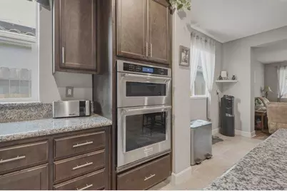 1307 Sunridge Dr, Hollister, CA 95023 - Photo 12
