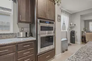 1307 Sunridge Dr, Hollister, CA 95023 - Photo 12