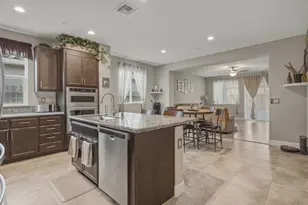 1307 Sunridge Dr, Hollister, CA 95023 - Photo 10