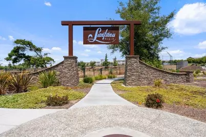 1307 Sunridge Dr, Hollister, CA 95023 - Photo 62