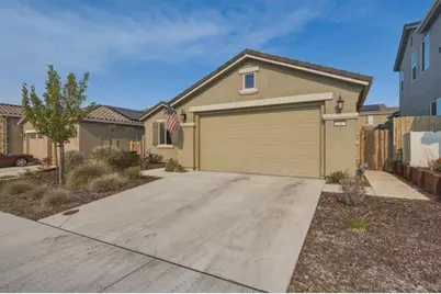 1307 Sunridge Dr, Hollister, CA 95023 - Photo 2