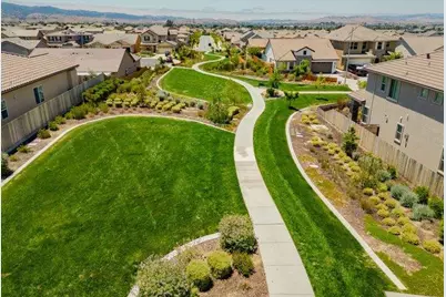1307 Sunridge Dr, Hollister, CA 95023 - Photo 52