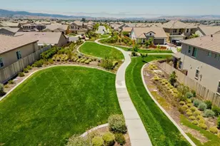 1307 Sunridge Dr, Hollister, CA 95023 - Photo 52