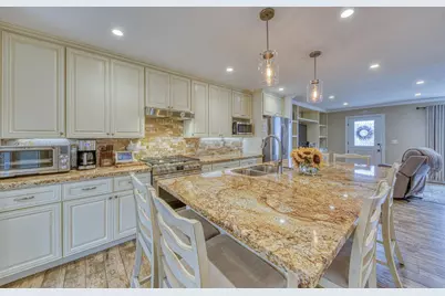 10941 Axtell St, Castroville, CA 95012 - Photo 8