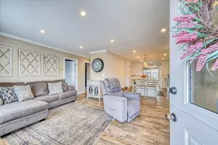 10941 Axtell St, Castroville, CA 95012 - Photo 2