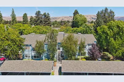 1575 Four Oaks Cir, San Jose, CA 95131 - Photo 72