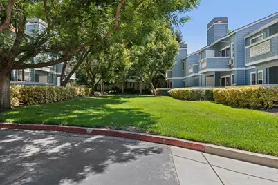 1575 Four Oaks Cir, San Jose, CA 95131 - Photo 24