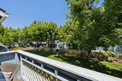 1575 Four Oaks Cir, San Jose, CA 95131 - Photo 36