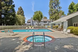1575 Four Oaks Cir, San Jose, CA 95131 - Photo 40