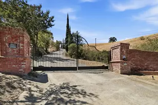 Hess Rd, Concord, CA 94521 - Photo 2