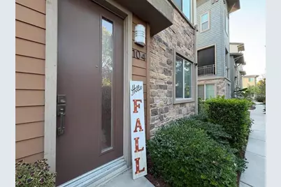 641 Savi Dr 104, Corona, CA 92878 - Photo 2