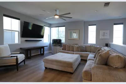 641 Savi Dr 104, Corona, CA 92878 - Photo 12