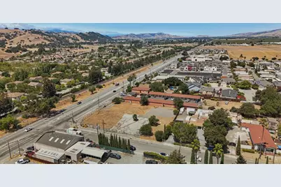25 Peebles Ave, Morgan Hill, CA 95037 - Photo 14