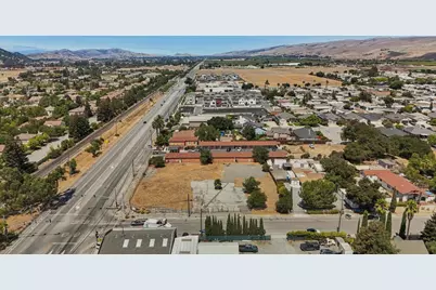 25 Peebles Ave, Morgan Hill, CA 95037 - Photo 12
