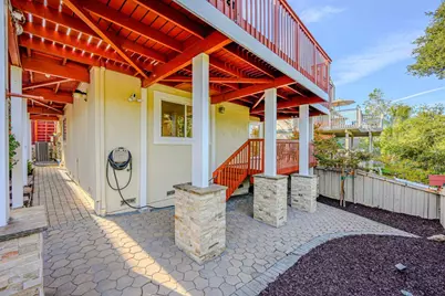 10112 Adelheid, Cupertino, CA 95014 - Photo 60