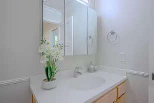 10112 Adelheid, Cupertino, CA 95014 - Photo 28