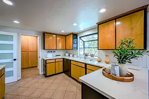 10112 Adelheid, Cupertino, CA 95014 - Photo 22