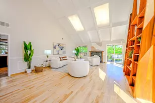 10112 Adelheid, Cupertino, CA 95014 - Photo 10