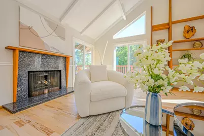 10112 Adelheid, Cupertino, CA 95014 - Photo 18