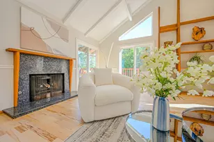 10112 Adelheid, Cupertino, CA 95014 - Photo 18