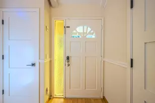 10112 Adelheid, Cupertino, CA 95014 - Photo 6