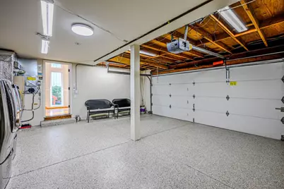 10112 Adelheid, Cupertino, CA 95014 - Photo 50