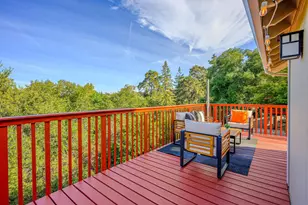 10112 Adelheid, Cupertino, CA 95014 - Photo 68