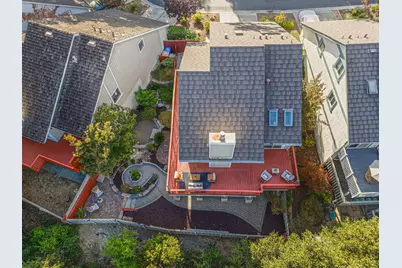 10112 Adelheid, Cupertino, CA 95014 - Photo 74
