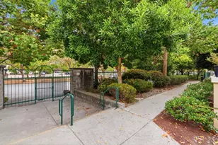 124 Everson Dr, Santa Cruz, CA 95060 - Photo 2