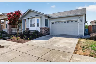 8039 Leno Dr, Windsor, CA 95492 - Photo 2