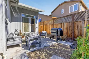 8039 Leno Dr, Windsor, CA 95492 - Photo 10