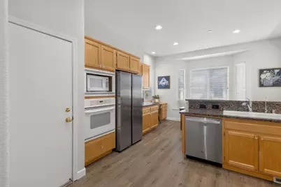 8039 Leno Dr, Windsor, CA 95492 - Photo 18