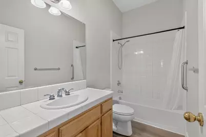 8039 Leno Dr, Windsor, CA 95492 - Photo 32