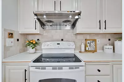 10390 N Blaney Ave, Cupertino, CA 95014 - Photo 22