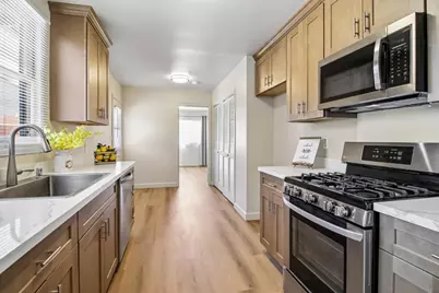 246 Loma Dr, Salinas, CA 93906 - Photo 16